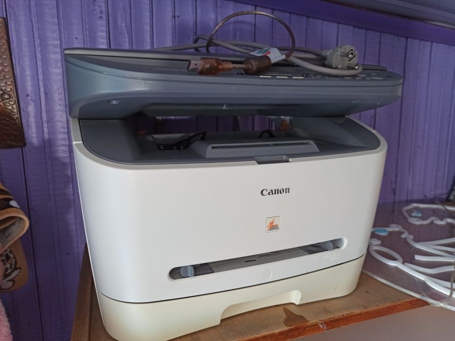 Продам принтер МФУ Canon