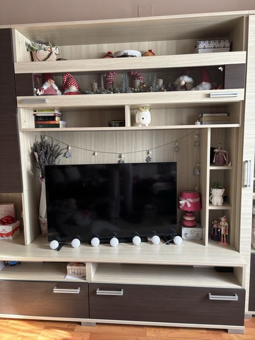 Mobilă de cameră/living