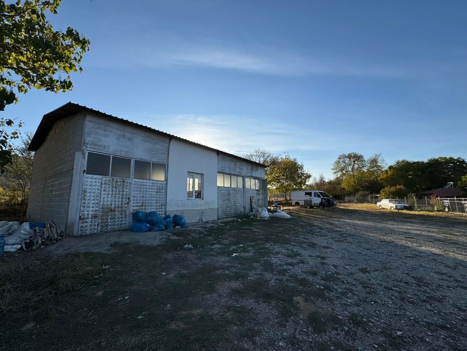 Продава се Промишлена сграда в Петрич - 940 кв.м за 46 €/кв.м - Снимка #3