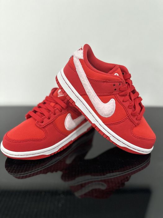 Vand adidasi Nike noi originali