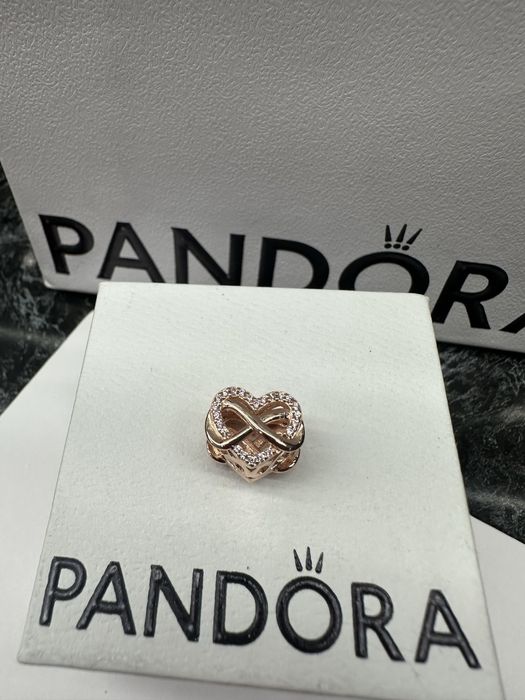 Талисман Пандора / Pandora - безкрайност