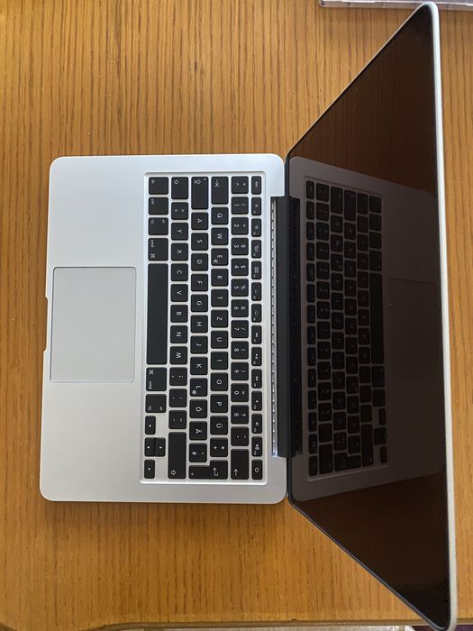 Piese, laptopuri Macbook Pro A1278 A1286 A1297 A1369 A1466 A1398 A1502