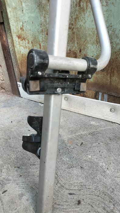 Suport bicicletă pentru bare transversale plafon