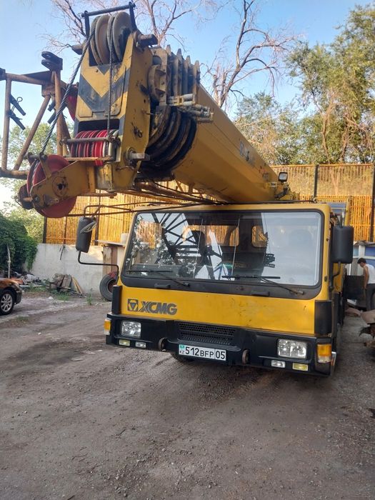 Автокран Кран манипулятор китайский