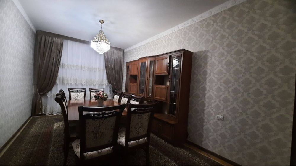 Продается Квартира Карасу 3 базарчик Мирзо Улукбек район 3/5/5