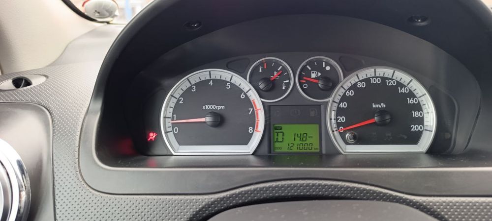 Нексия 3 сотилади