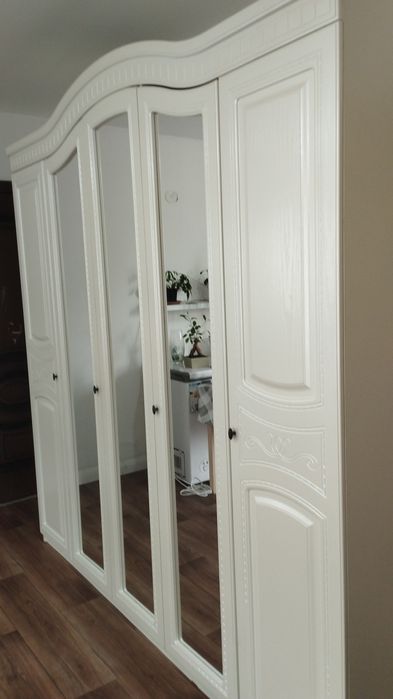 Мебель  Шифонер и шкаф