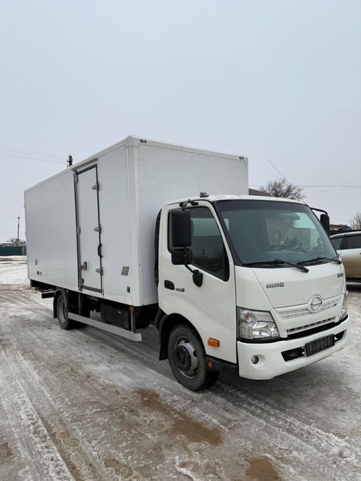 Грузовик Хино(HINO)
