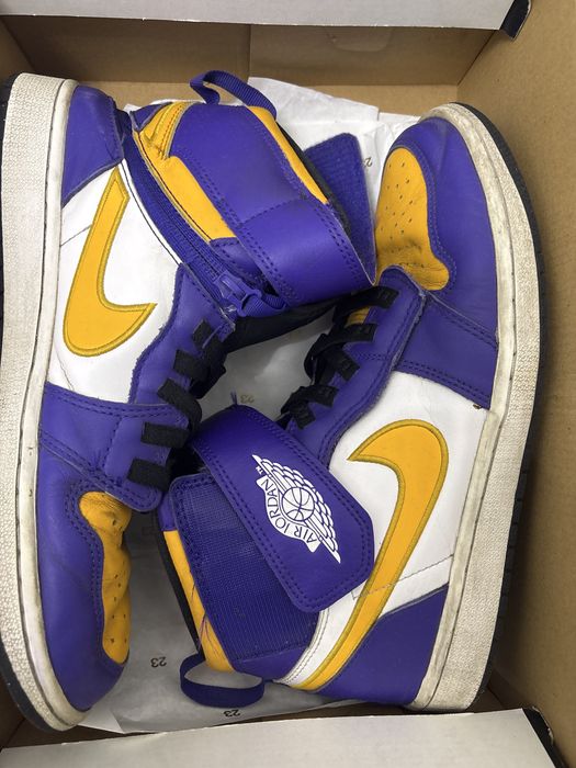 Nike Air Jordan 1 Hi Flyease