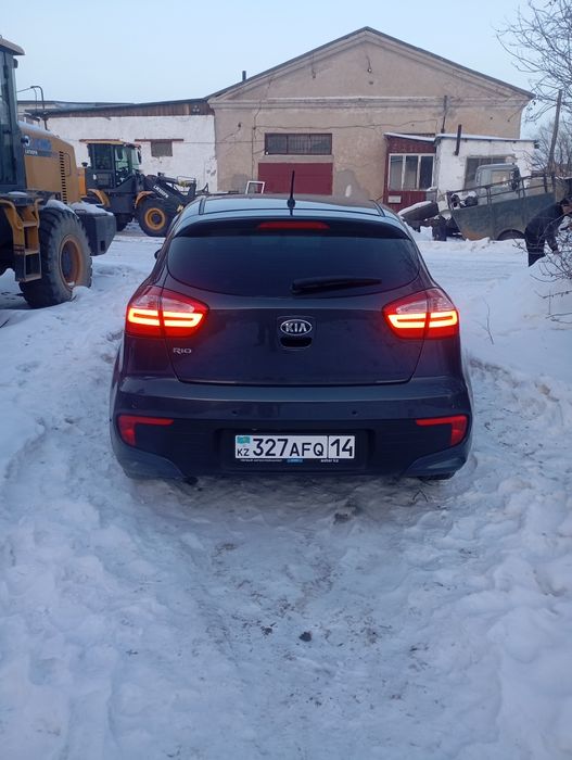 Автомобиль Киа рио