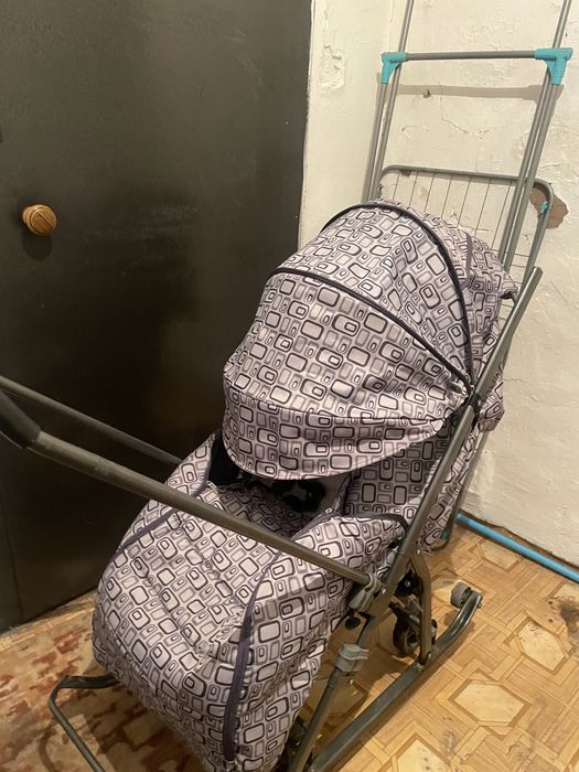 Продам санки коляски