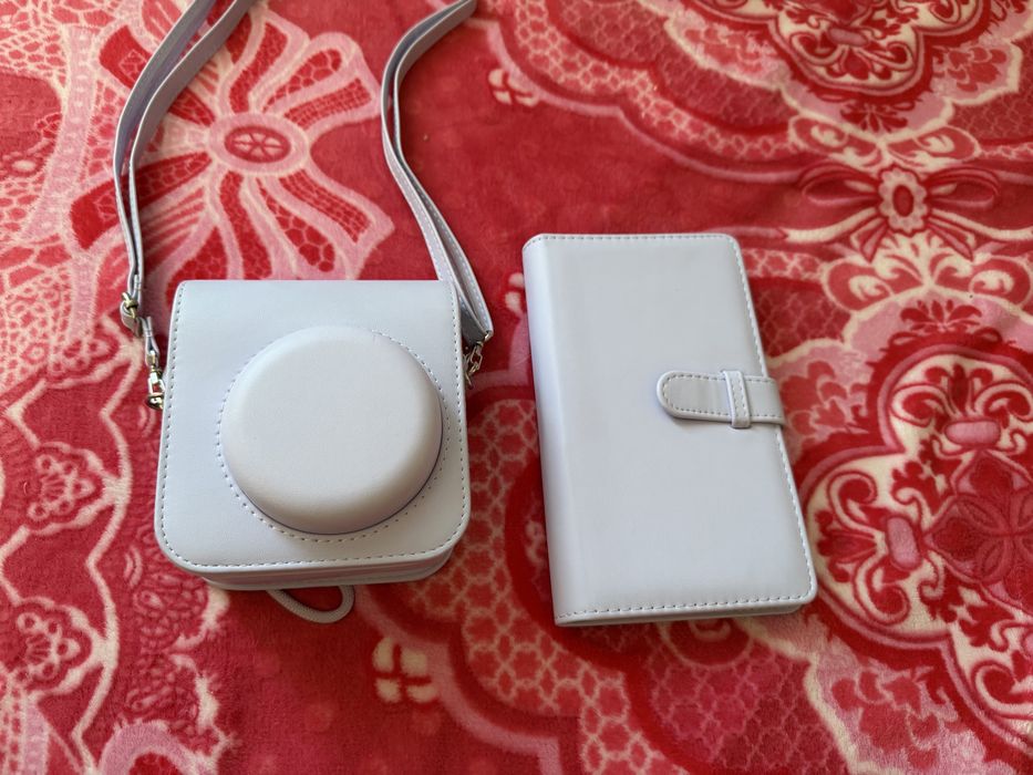 Instax mini 12 в полном комплекте