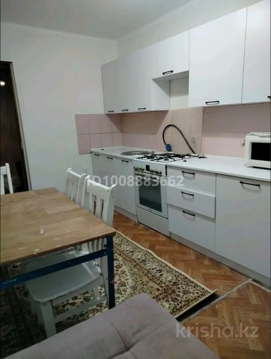 Аренда кв Космонавтов 9/2 60м2