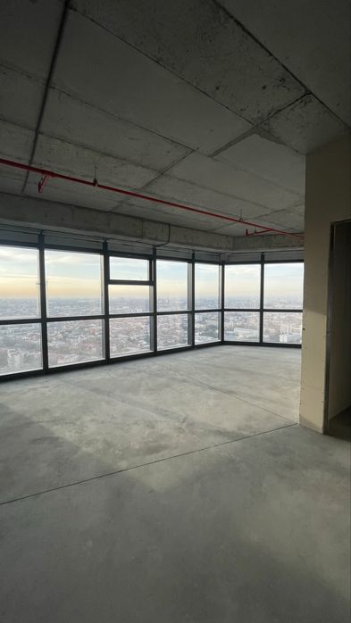 Piramit tower 2 kom kv Srochno