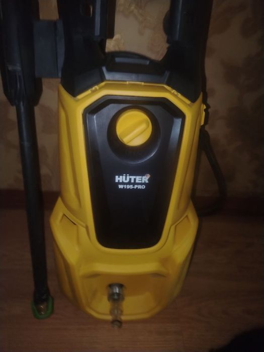 Продаётся карчер мойка высокого давления HUTER W195 Pro