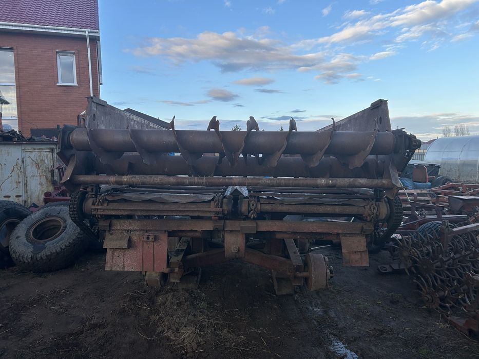 Продам навозоразбрасыватель прт 9
