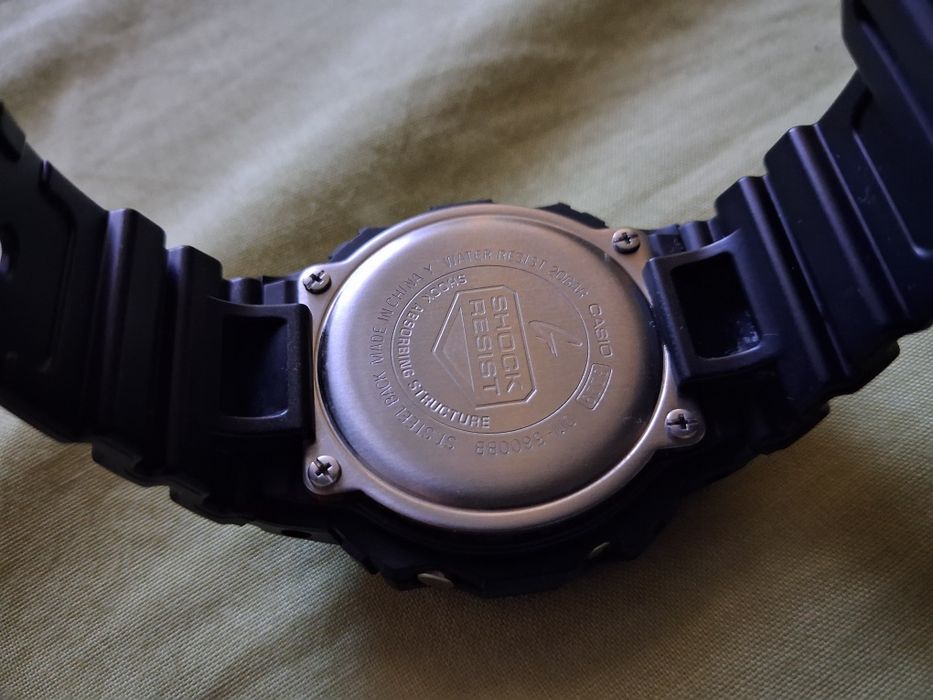 Мъжки часовник Casio G-Shock DW-5600UBB-1ER