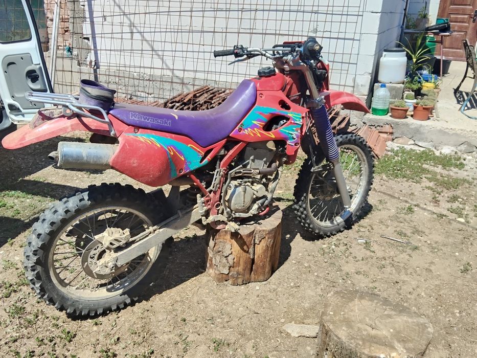 Vând motocicletă de teren Kawasaki KLX 250R
