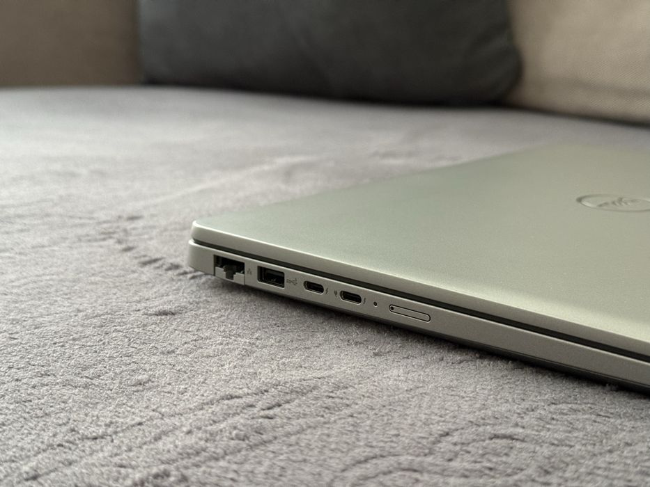 Чисто Нов 14’FHD IPS/i5-1350p/16GB DDR5/Dell Latitude 5440/512GB SSD