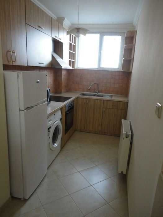 Дава се под наем Тристаен апартамент в София, Хладилника - 105 кв.м за 510 € - Снимка #10