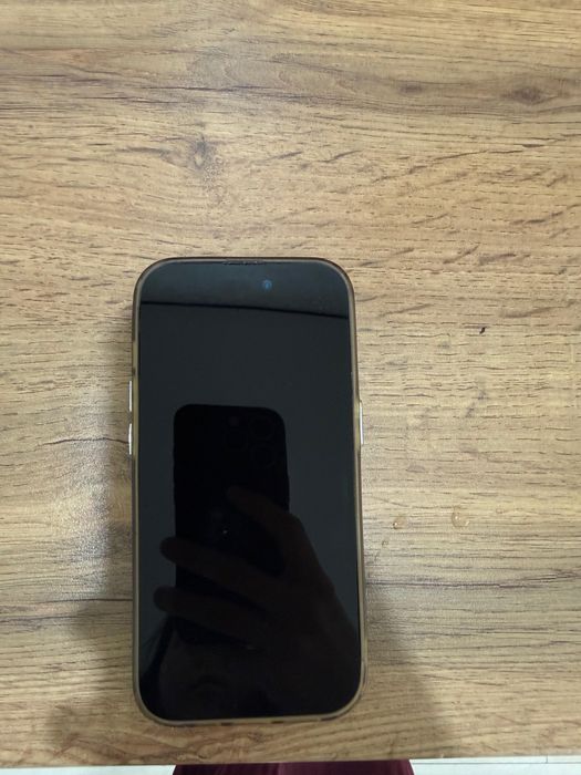 iPhone 14 pro корпус менять надо