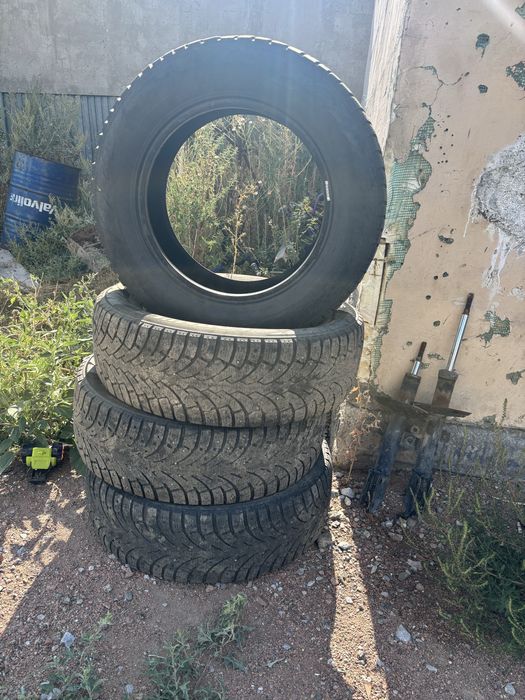 шины зимние 215/65 R16