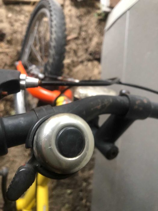 продавам детско колело подходяюо за деца над 5год