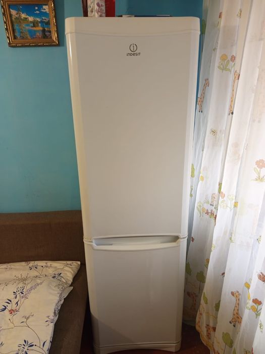 Продам холодильник в отличном состоянии, 40000