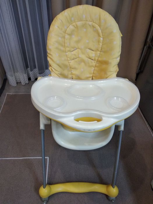 Детский стульчик. Жёлтый цвет.