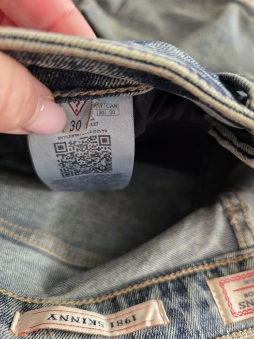 Оригинални дамски дънки guess