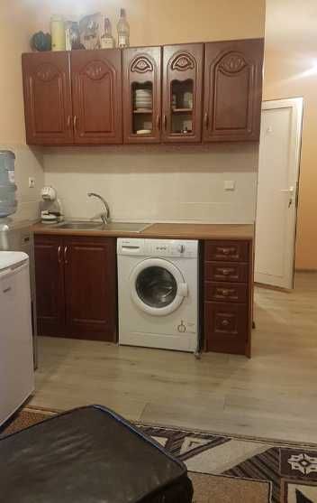 Дава се под наем Двустаен апартамент в Бургас, Меден рудник - зона А - 42 кв.м за 125 € - Снимка #1