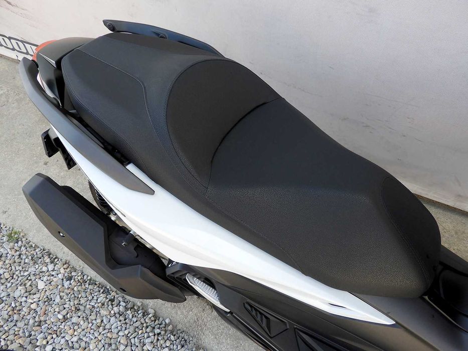 Scuter Honda Forza 125 ABS 2025 | Rate | Leasing