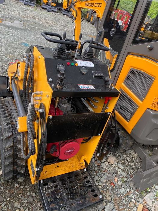 Incarcator frontal Macao YT180