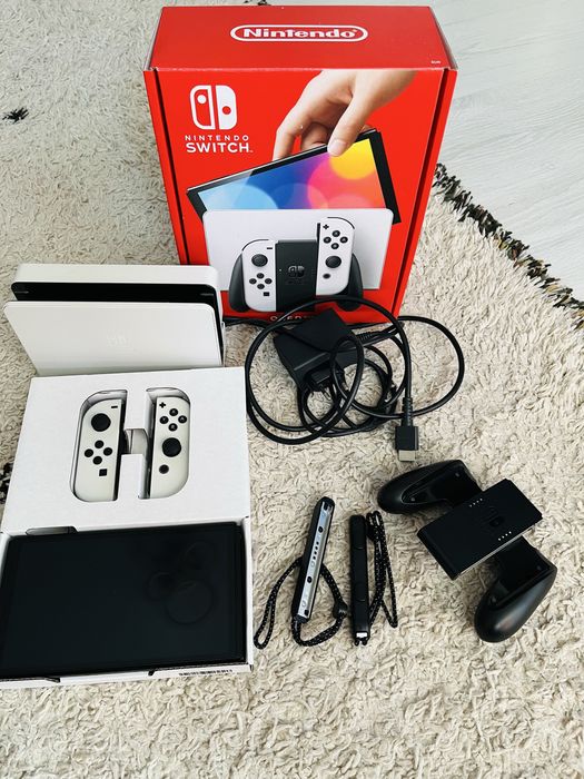 Nintendo Switch – impecabil, folosit doar cateva ore