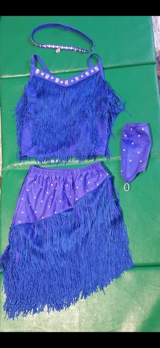 Костюмы, платья для выступления