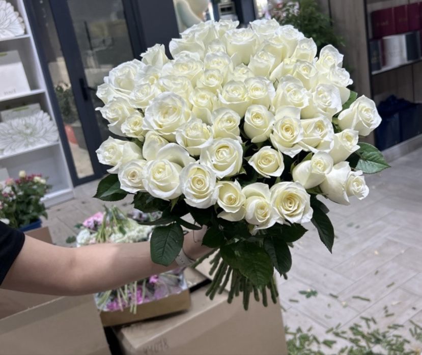 51шт роза БЕЗ  оформления