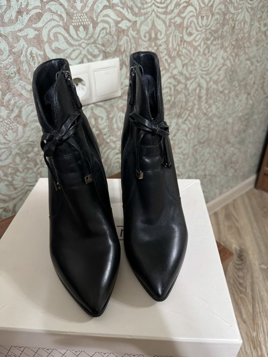 Полусапожки женские