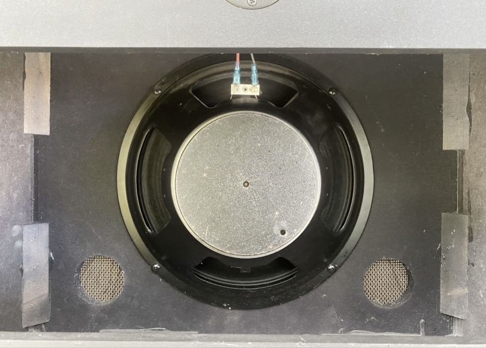 Riot Sonic  Eminence cabinet chitara