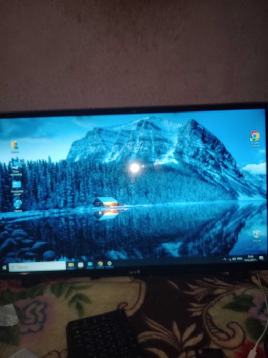 Продавам компютър