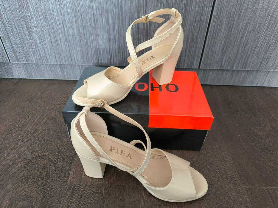 Продам обувь женскую