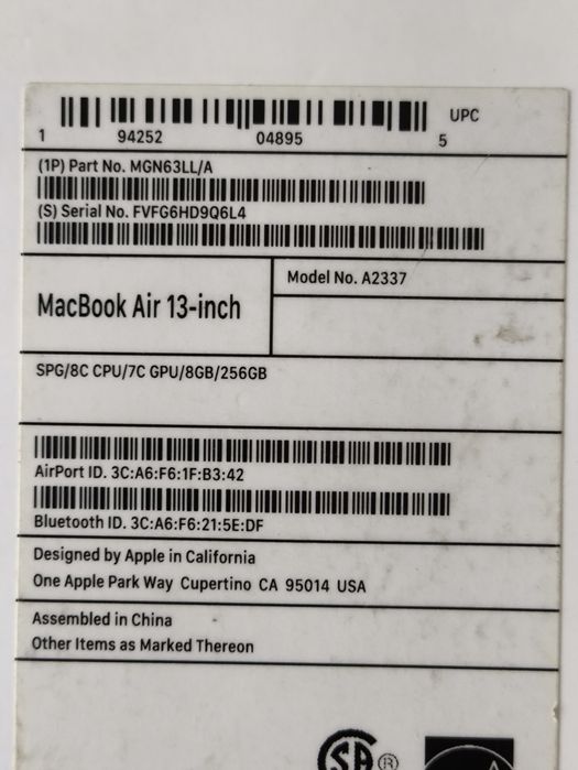 MacBook air m1 8/256 silver