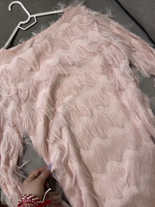 Дамска рокля с ресни