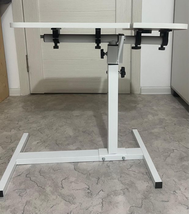 Столик для ноутбука, поаншета, книги