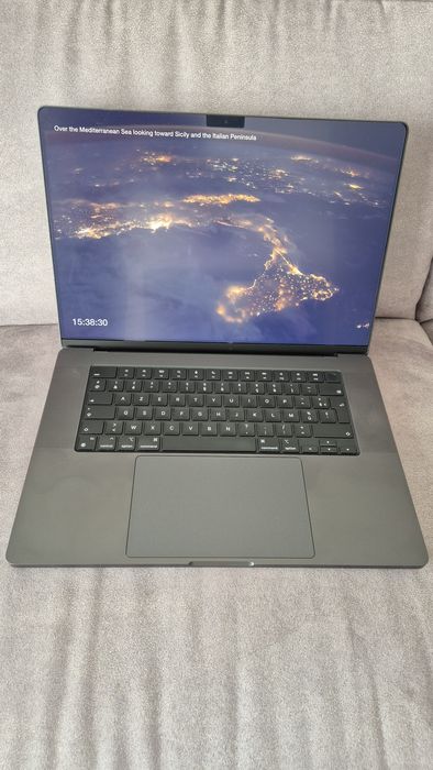 Macbook pro M3 Max 36GB 1TB