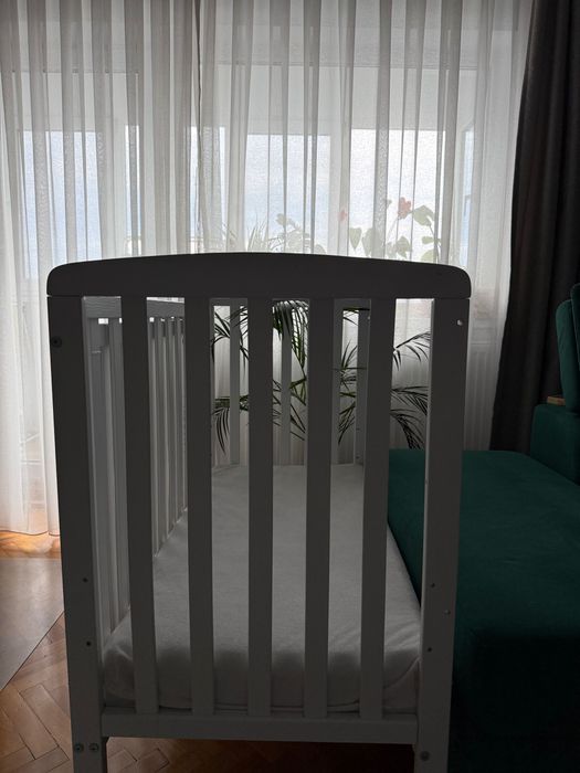 Vând Pătuț bebe 350 lei