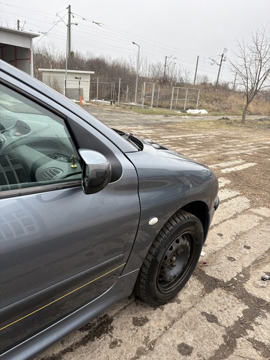 Vand Peugeot 206 1.4 benzina