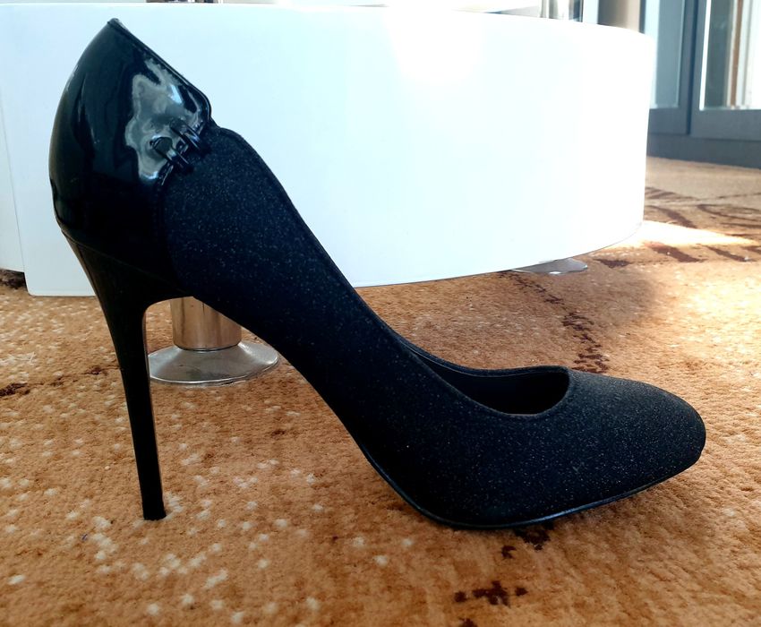 Pantofi eleganti cu toc