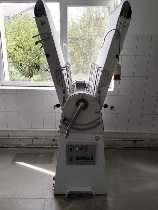 Inchidere brutărie. Vând utilaje de brutarie în stare impecabilă