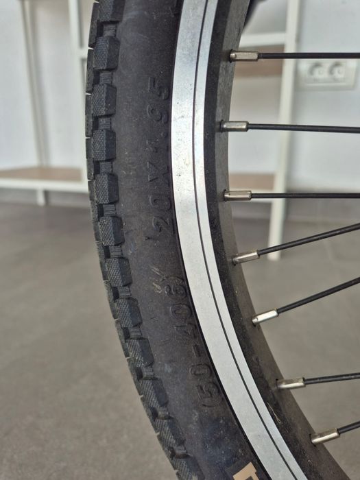 Vând bicicleta bmx!