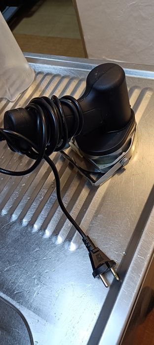 Cutit electric shaorma , Kebab